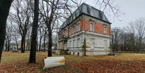 nie bezogene Botschaftsvilla der Republik Sambia