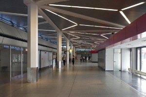 Im Hexagon des Flughafens Berlin-Tegel