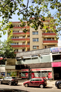 Blick auf den Lost Place in Berlin-Charlottenburg von der Waitzstr.