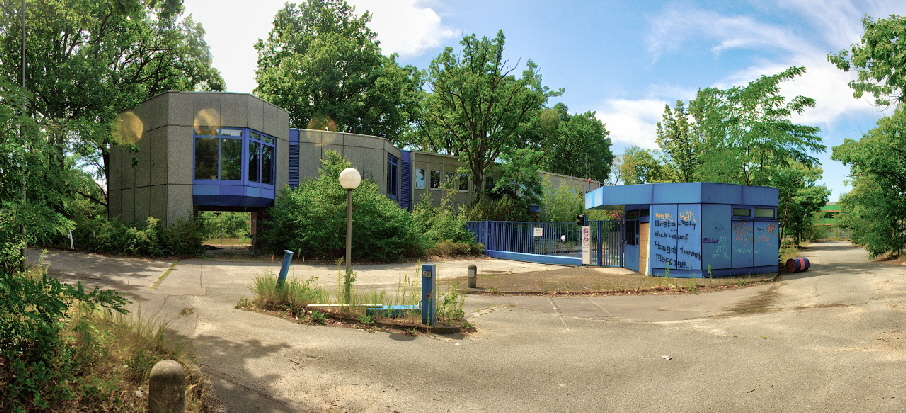 Besucherparkplatz der ehemaligen Tetra-Pak-Fabrik in Berlin-Heiligensee
