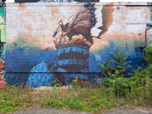 Insekt greift Teufelsberg-Geb�ude an