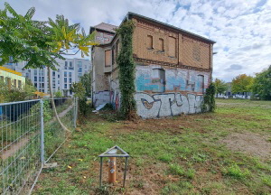 Lost Place in Berlin-Friedrichshain: Verwaltungsgeb�ude der Glash�tte Stralau